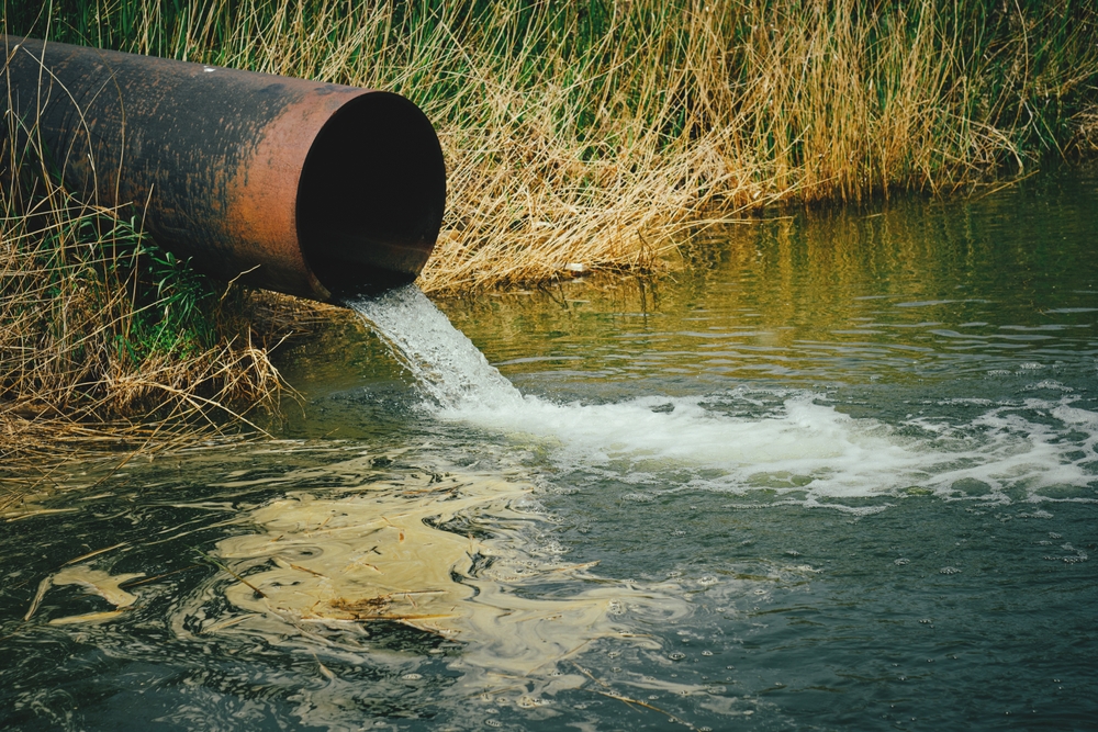 inquinamento acque reflue fiume alcantara