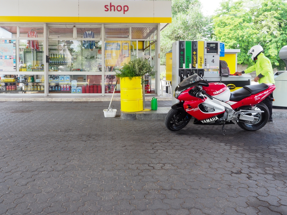 Carburante prezzi calo