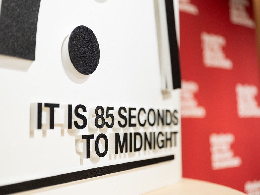 a2 Orologio dell’Apocalisse mai così vicino alla mezzanotte: 85 secondi dalla catastrofe